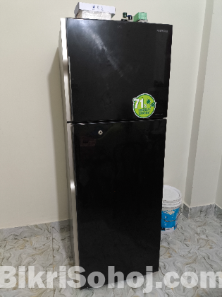 Hitachi Refrigerator - 290-Ltr